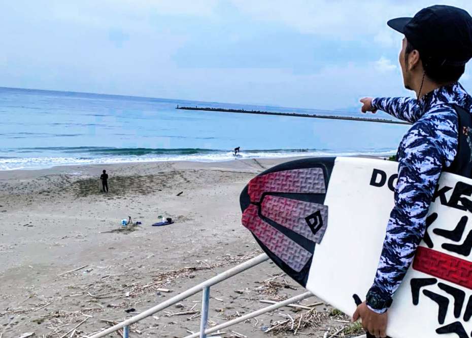 スキムボード skimboard surfin skim　beach 磯ノ浦 和歌山 関西 大阪 ウェットスーツ タッパー  ロンスプ 服装
